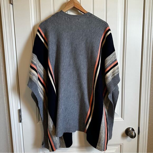 Sophie‎ Rue women’s sweater poncho medium - Picture 5 of 7